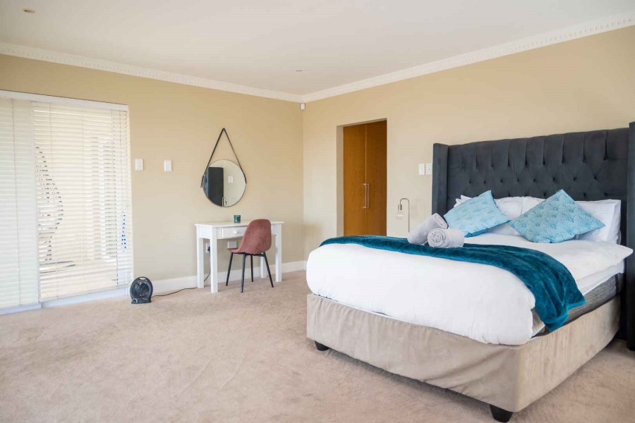 4 Bedroom Property for Sale in Humerail Eastern Cape